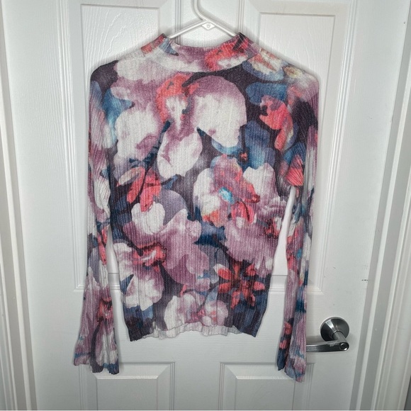 Pilcro Anthropologie Velvet Floral Turtleneck Sweater Top Flared Sleeve S - Picture 3 of 12